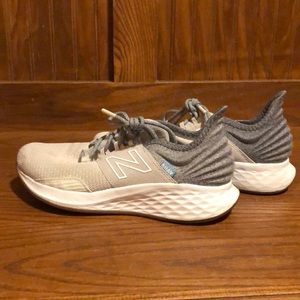 New Balance OAVV Running gray size 8